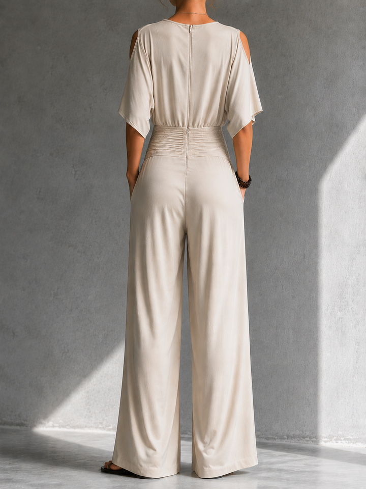 Chiara - Tuta Elegante con Spalle Aperte