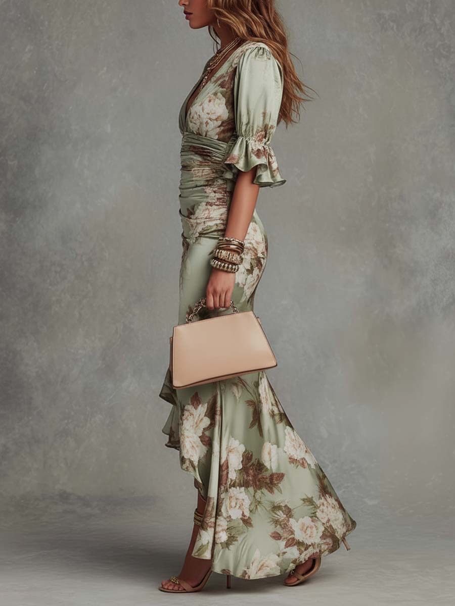 Robe Maxi in Raso Verde a Fiori Col V Maniche a Campana Volantate Taglio Asimmetrico